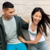 li-friends-laughing